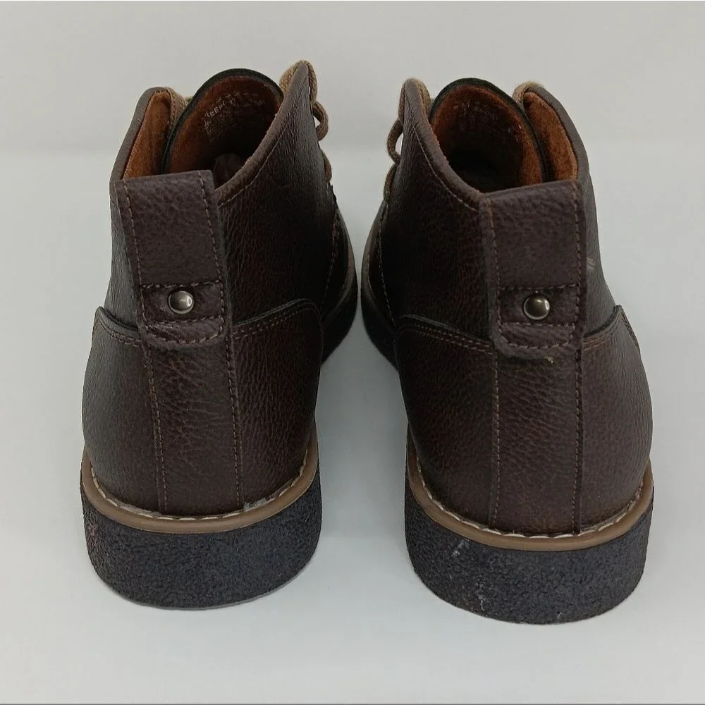 DEER STAGS Men’s Dark Brown Freeport Chukka Boots Size 8.5 Classic Versatile